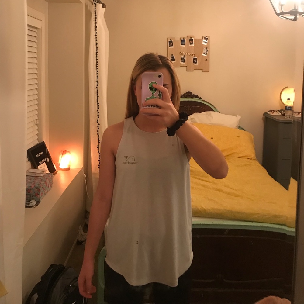 Vineyard Vine Performance Tank